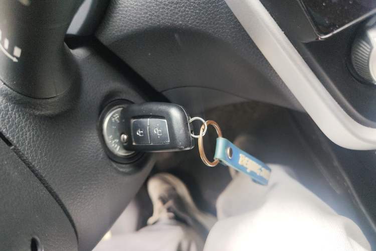 Used Nissan Tiida 2021 1.6L CVT Cool Edition Vehicle Key