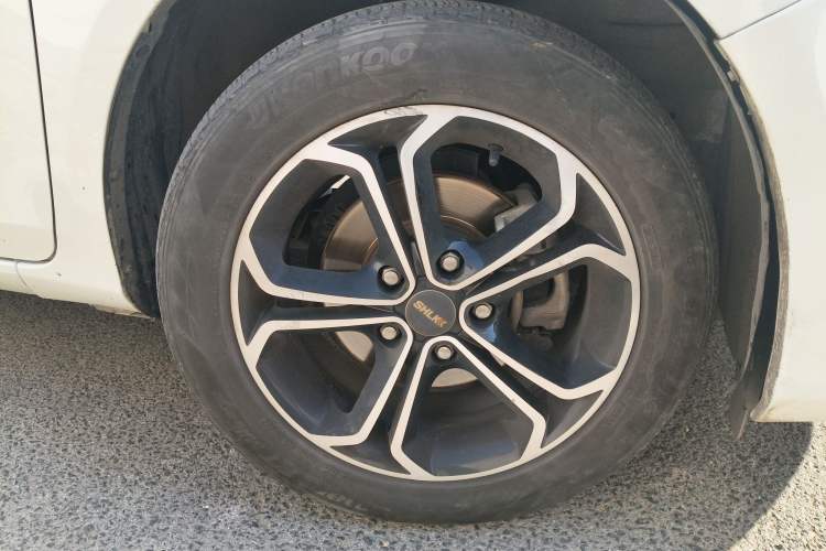 Used BYD Surui 2014 1.5TID Automatic Luxury Model
