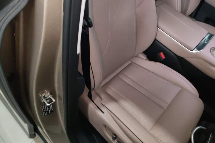 Used XPeng X9 2024 702 Ultra-Long Range Pro
