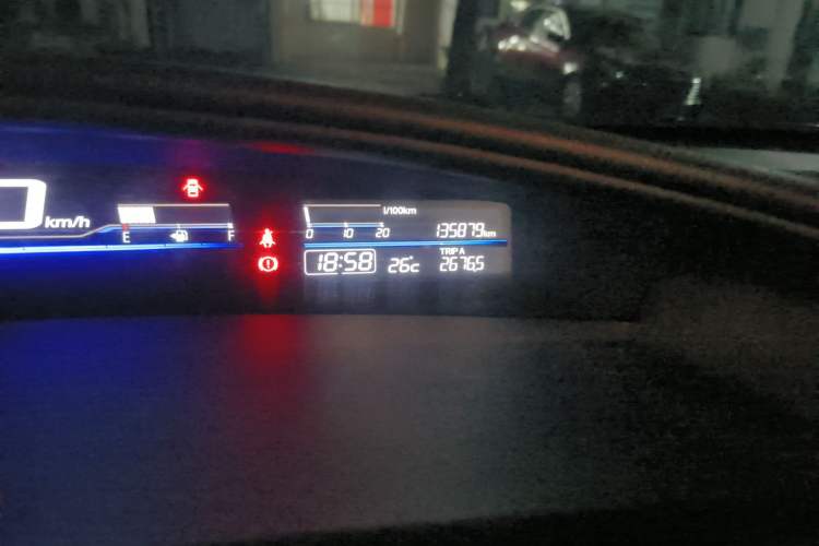 Used Honda Jade 2014 1.8L Automatic Comfort Elite Version 5 Seats