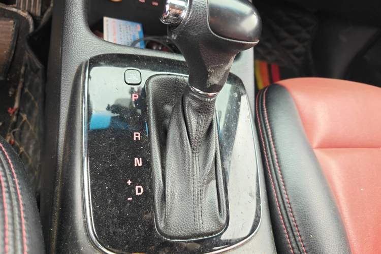 Used Kia K3 2016 1.6L Automatic GL Gear Lever