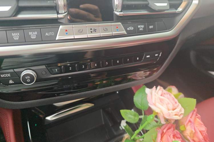 Used BMW X4 2022 xDrive 25i M Sport Package