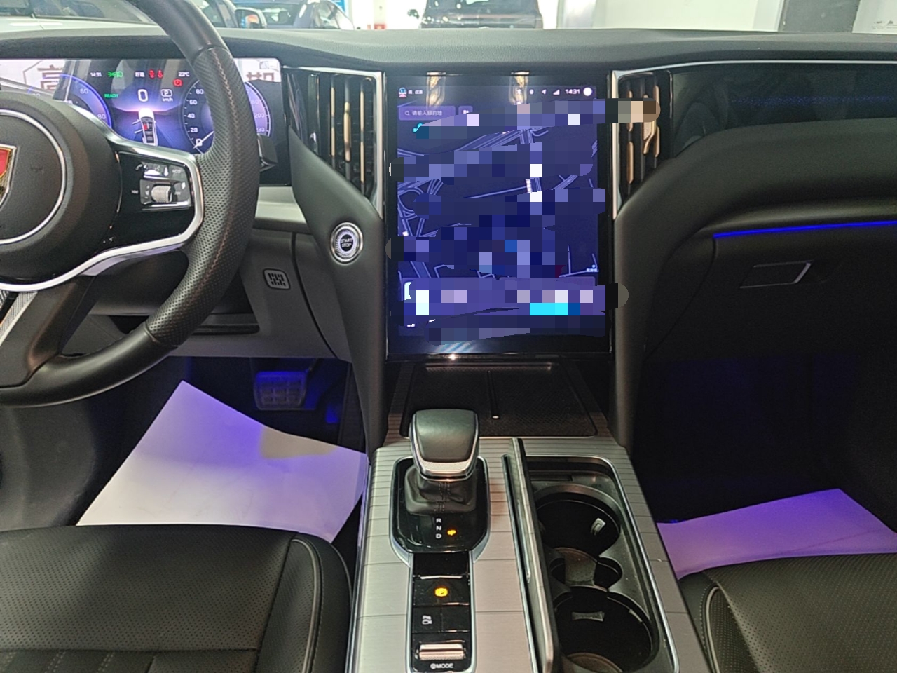 Hongqi HS7 PHEV 2024 2.0T PHEV Four-Wheel Drive Flagship Edition 7 Seats — снимка 15
