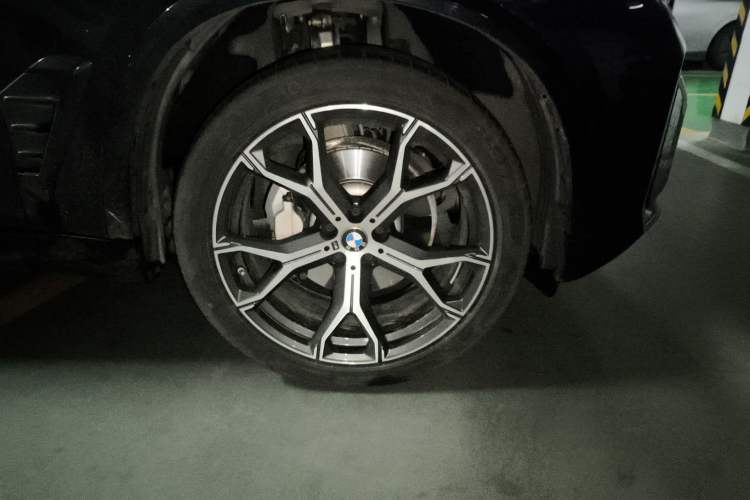 Used BMW X5 2023 xDrive 30Li Luxury M Sport Night Edition Package