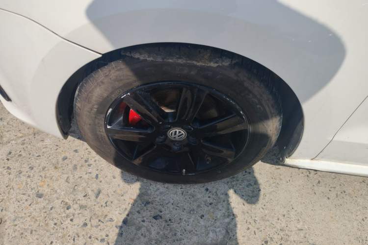 Used Volkswagen Polo 2014 1.4L Manual Fashion Edition
