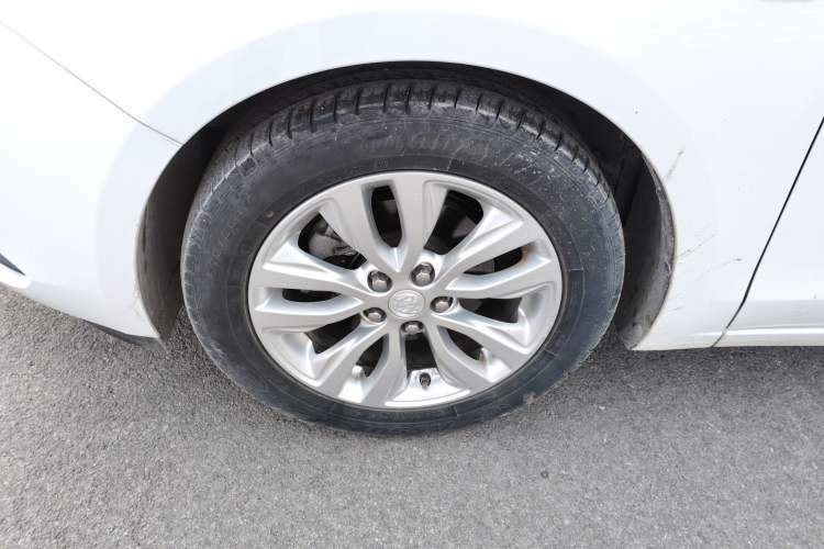 Used Buick GT 2019 15T Dual-Clutch Connected Elite Model China VI