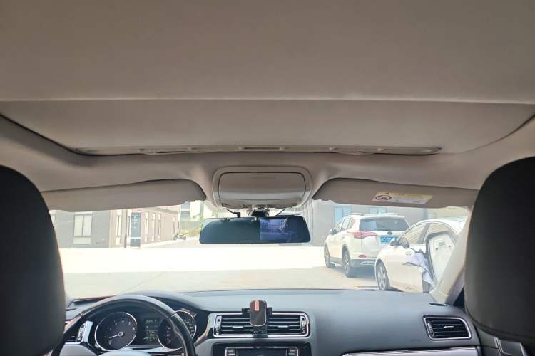 Used Volkswagen Sagitar 2018 1.6L Automatic Comfort Model Headliner