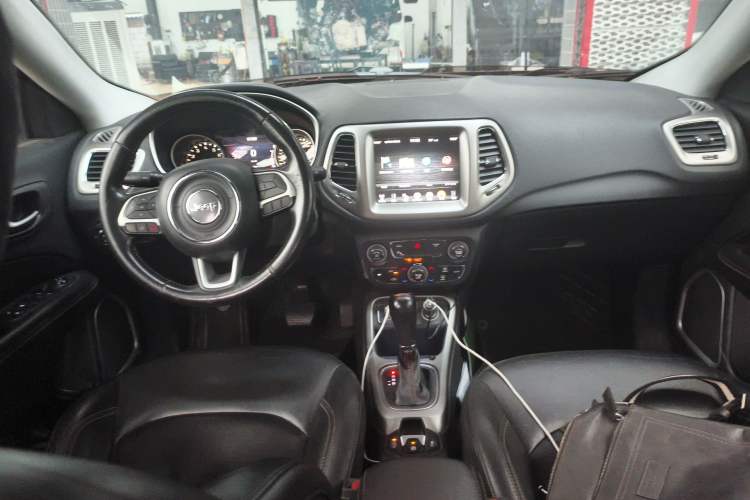 Used Jeep Compass 2017 200T Automatic Family Edition