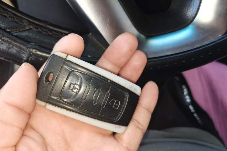 Used Brilliance V5 2012 1.6L Automatic Luxury Version