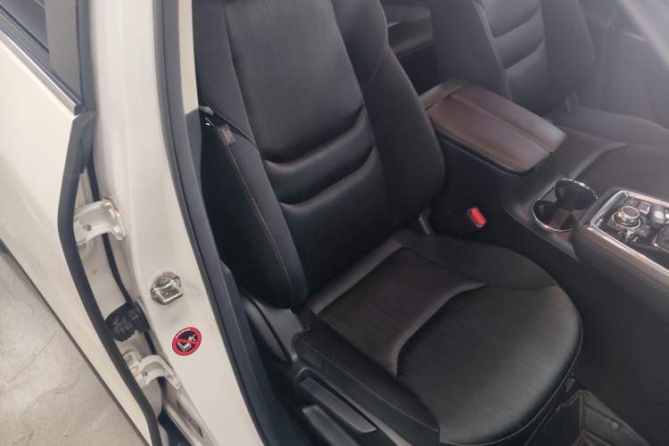 Used Mazda CX-8 2019 2.5L Two-Wheel Drive Luxury Version