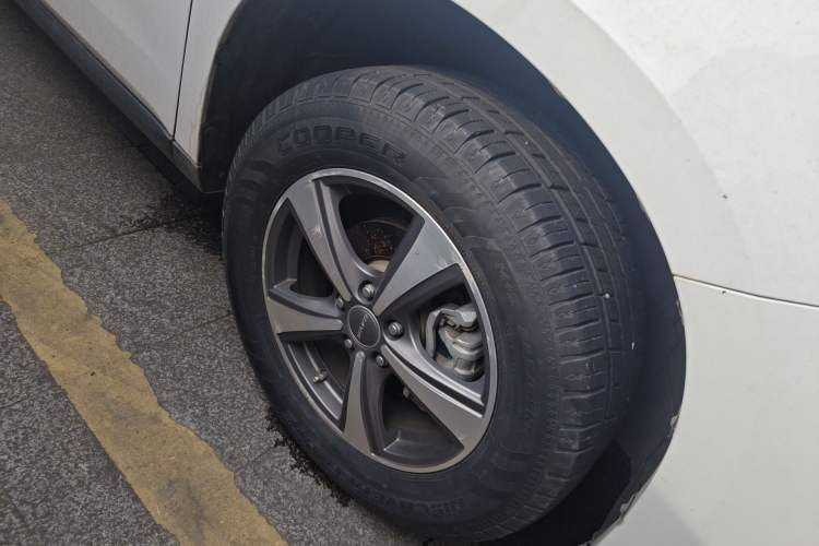 Used Haval M6 2018 Revised Version 1.5T DCT Two-Wheel Drive Elite Edition Exterior 7