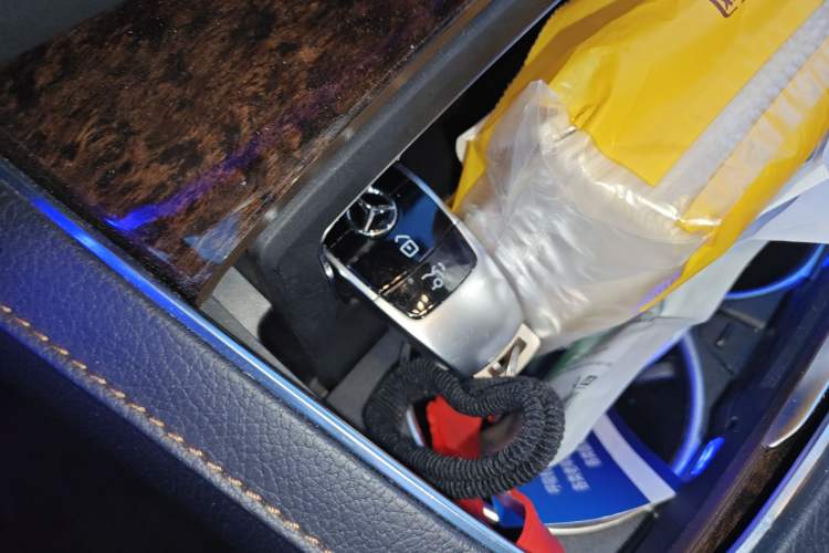 Used Mercedes-Benz S-Class 2018 S 320 L
