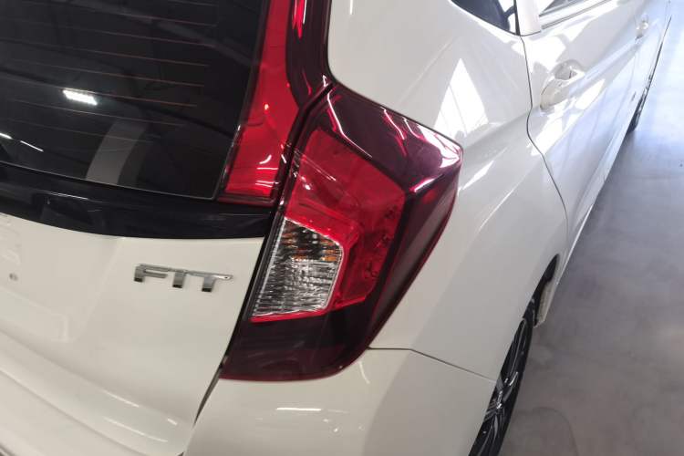 Used Honda Fit 2018 1.5L CVT Comfort Version