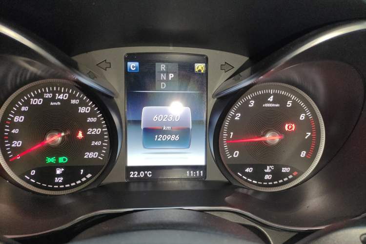 Used Mercedes-Benz GLC 2017 GLC 260 4MATIC Dynamic Edition Instrument Cluster