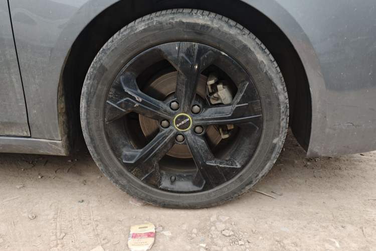 Used Roewe i6 MAX New Energy 2020 1.5T PHEV Sporty Cool Edition Right Front Wheel Hub