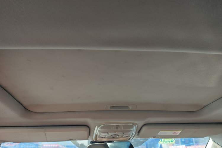 Used Haval H6 2015 Sport Edition 1.5T Automatic Two-Wheel Drive Luxury Model Headliner