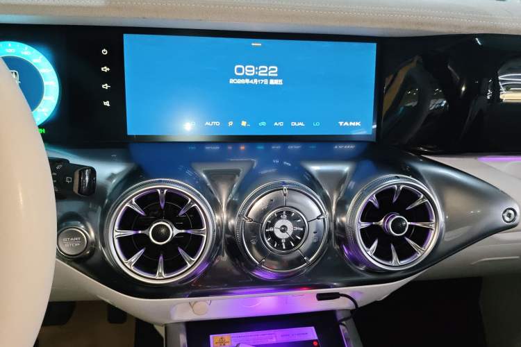 Used Cyberspace Tank 300 2021 2.0T Cyber Tank
