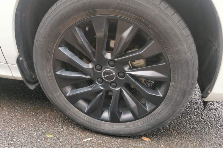 Used FORTHING T5 EVO 2021 1.5TD DCT Glory Edition