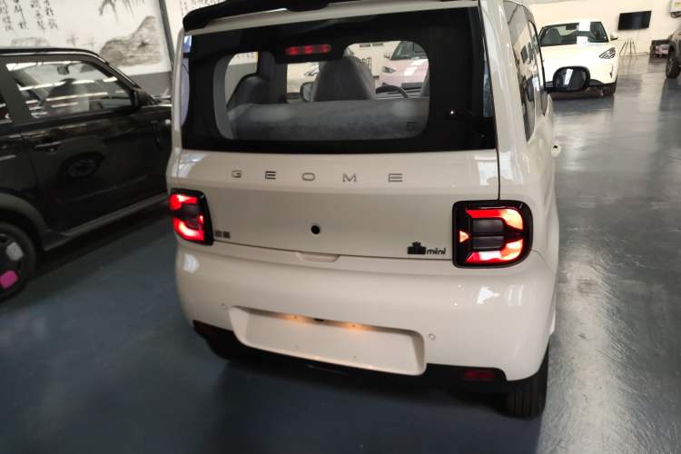 Used Geely Galaxy Panda 2025 210 km – Yuanqi Bear