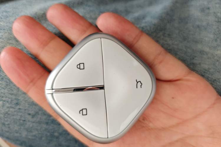 Used Wuling Bingo 2025 333 km Lingxi Deluxe Edition Vehicle Key