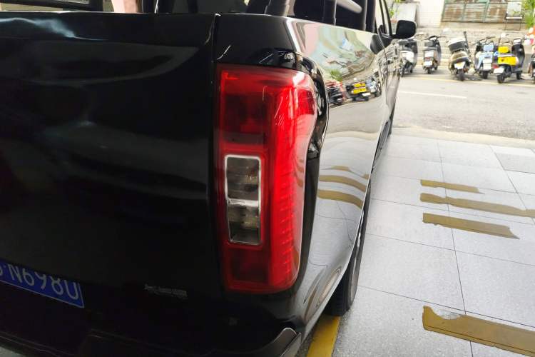 Used Great Wall Poer 2021 2.0T Commercial Version Automatic Diesel 4x4 Elite Long-Box GW4D20M