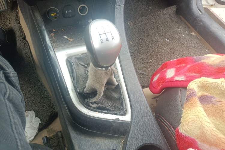 Used Changan Alsvin V7 2016 1.6L Manual LeShang Model China V Standard
