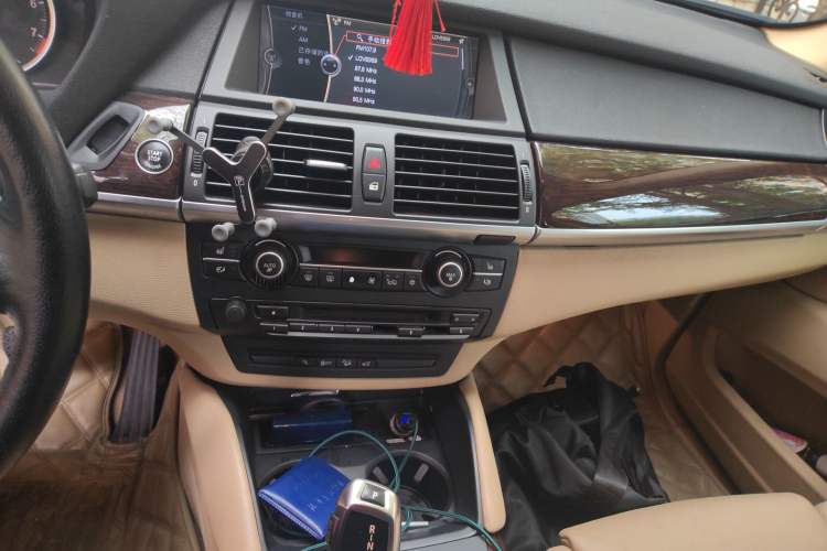 Used BMW X6 2011 xDrive35i
