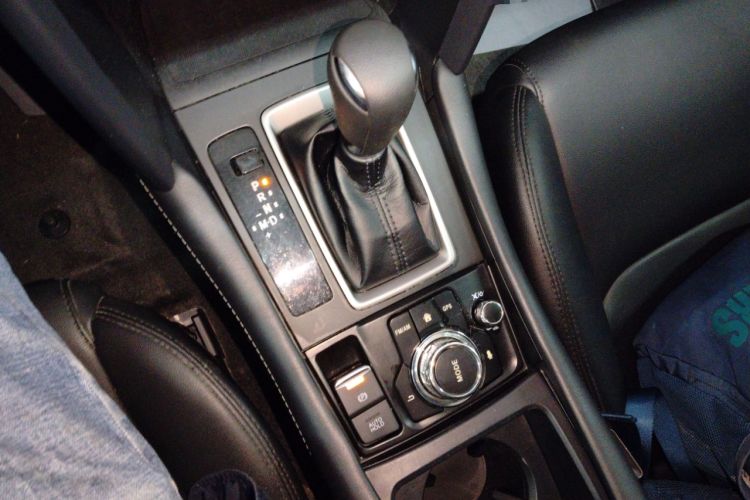 Used Mazda CX-4 2020 2.0L Automatic Two-Wheel Drive Blue Sky Dynamic Edition Gear Lever