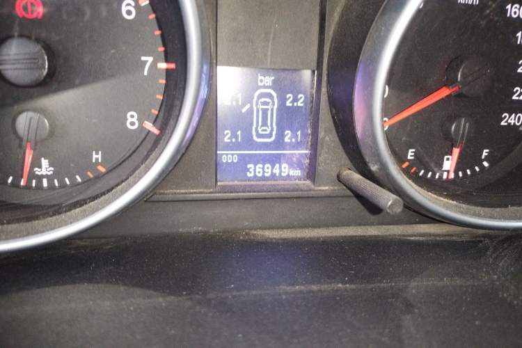 Used Haval H6 2013 Upgraded Model 1.5T Manual Two-Wheel Drive Elite Version
