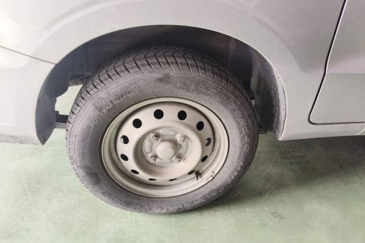 Used Wuling Hongguang V 2022 1.5L Jingqu Edition Electric-Assist LAR
