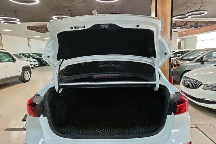 Used Changan Eado 2023 Changan Edition PLUS Blue Whale NE 1.4T GDI DCT Prestige Version
