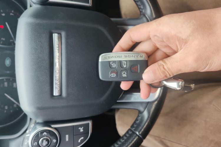 Used Land Rover Range Rover Sport 2017 3.0 SC V6 SE
