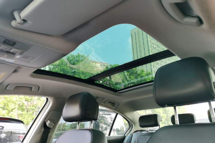 Used Volkswagen Magotan 2019 330TSI DSG Luxury Version China VI Standard