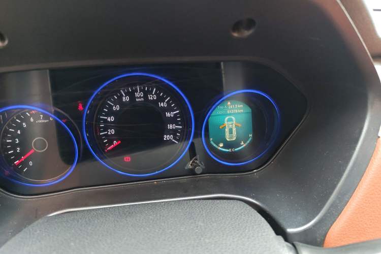 Used HYOSOW S3 2016 S3L 1.5L Manual Prestige Edition
