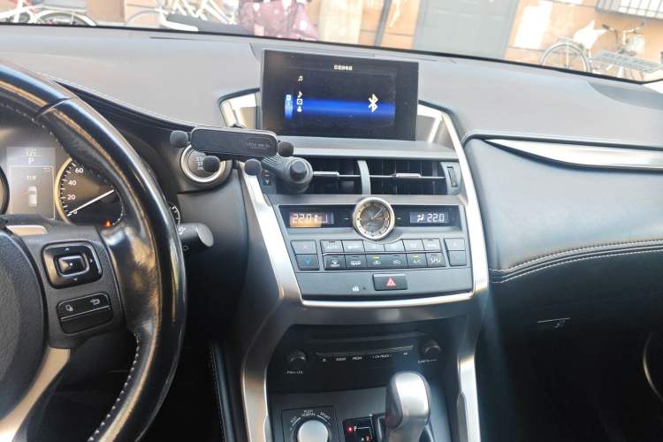 Used Lexus NX 2015 200 Front-Wheel Drive X-Trail SE Edition