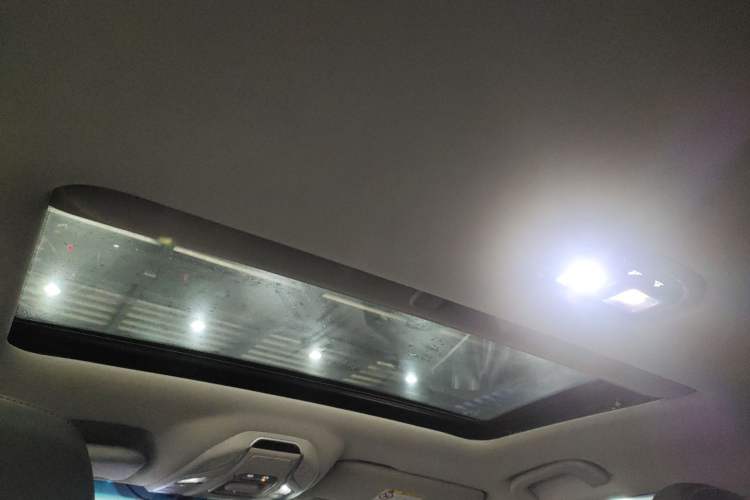 Used Geely Auto Binray 2019 200T DCT Binchi Edition Headliner