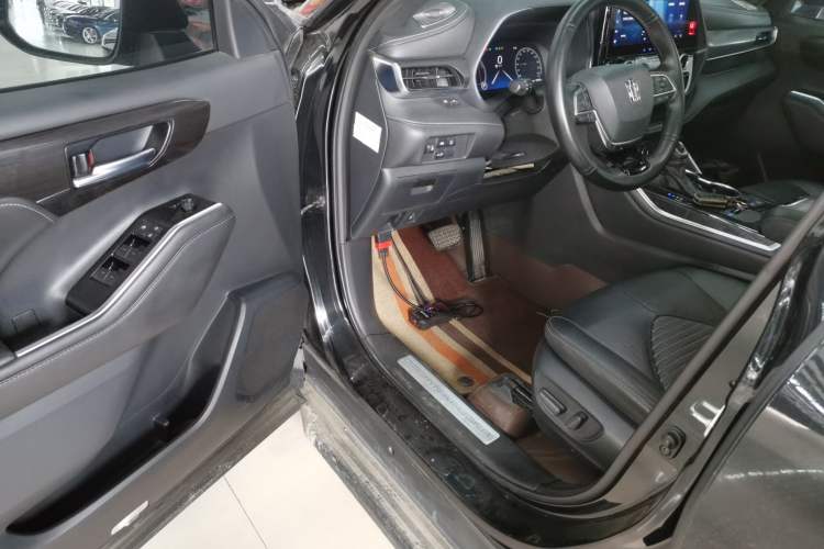 Used Toyota Crown Kluger 2022 2.5L HEV Four-Wheel Drive Premium Edition
