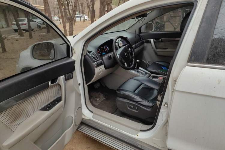 Used Chevrolet Captiva 2012 2.4L Two-Wheel Drive City Edition 5 Seats