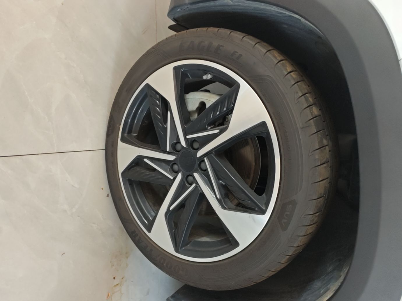 Geely Galaxy L7 2025 3DHT 115km Starship Edition — снимка 10
