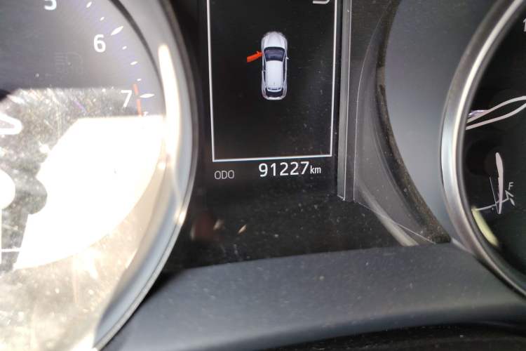 Used Toyota C-HR 2018 2.0L Leading with Sunroof China V Standard