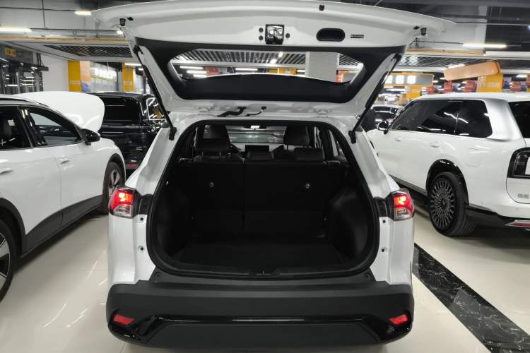 Used Toyota FRONTLANDER 2026 Model 2.0L CVT Comfort Edition