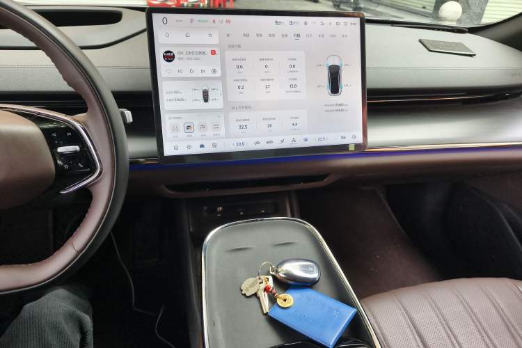 Used CHANGAN NEVO A07 2025 Blue Whale Range-Extending Version 230 Flagship Model
