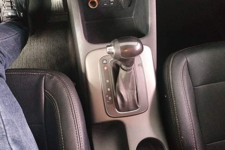 Used Kia K3 2015 1.6L Automatic GL
