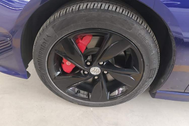 Used Buick Regal 2020 GS 28T Prestige Model