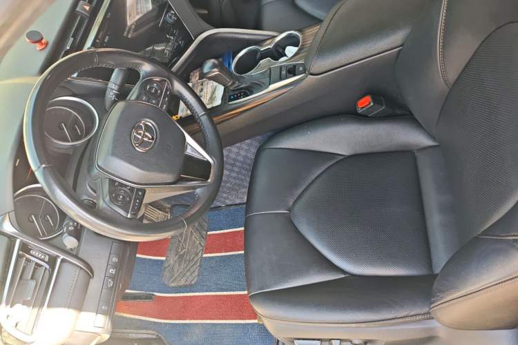 Used Toyota Camry 2019 2.0G Luxury Edition China VI Standard