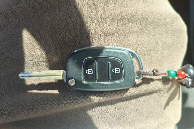 Used Hyundai Verna (older generation) 2017 1.4L Manual Refreshed Version China VI Standard