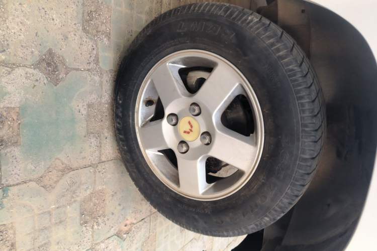 Used Wuling Zhiguang 2015 1.2L Practical LS-I Model
