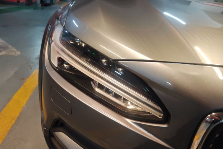 Used Volvo V90 2017 Cross Country T5 AWD Smart Range Edition