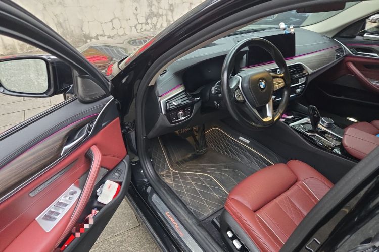 Used BMW 5 Series 2021 530Li Luxury Edition Premium Package Driver Seat