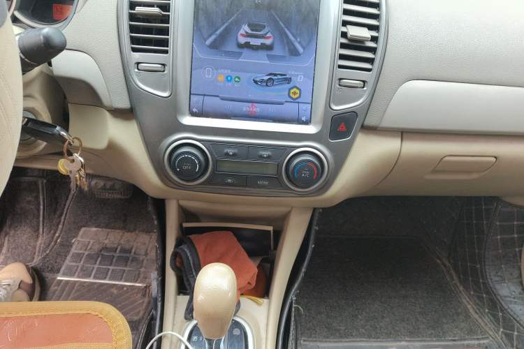 Used Nissan Sylphy 2018 Classic 1.6XE CVT Comfort Edition Audio And AC Panel